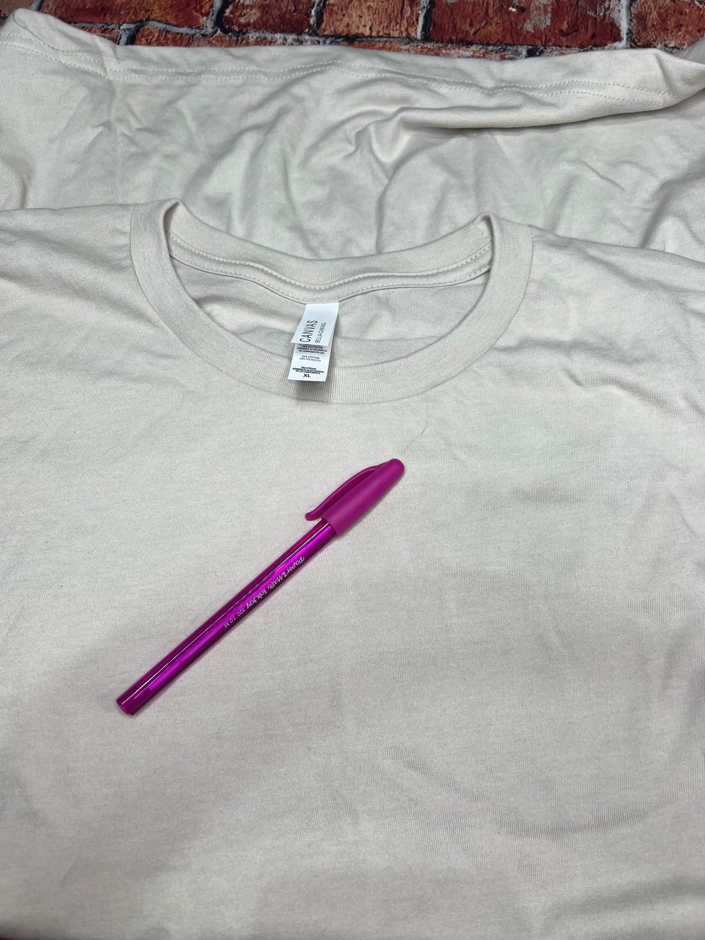 XL - NATURAL BLANK UNISEX T-SHIRT with pen mark by collar (see pink pen for location & size)
